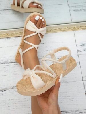 Sandalias planas de paja